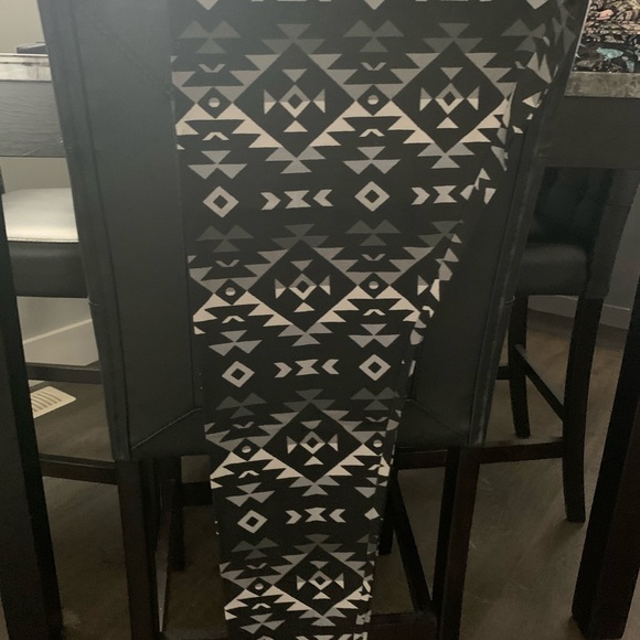 Bundle of 8 pairs of leggings printed and solid colours size L/XL - Picture 4 of 4